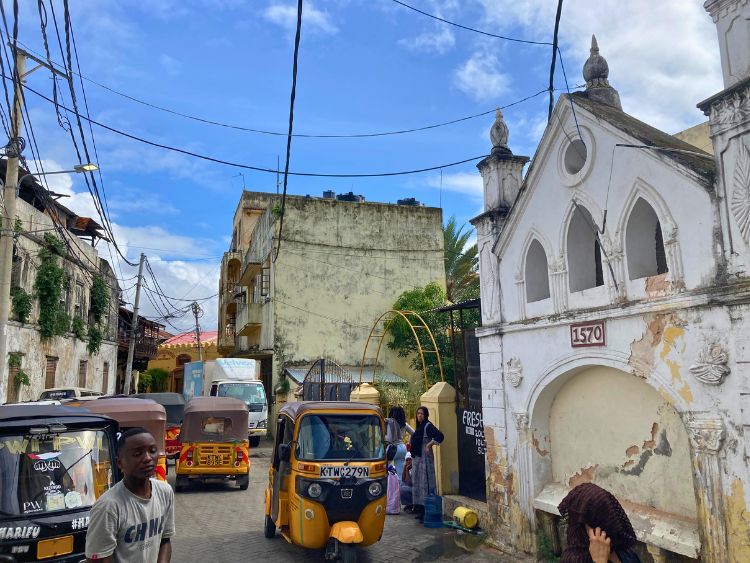 A freshwater well (right) was built in 1570 for the Madhry Mosque, the city's oldest. Photo by Mark Orwoll