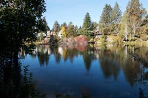 The small town of Bend, Oregon, entices guests to visit a ranch, explore a cave, picnic by a waterfall and more family-friendly activities.