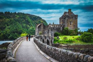 Eilean Donan Castle, Scotland. Photo by Crawford Jolly, Unsplash