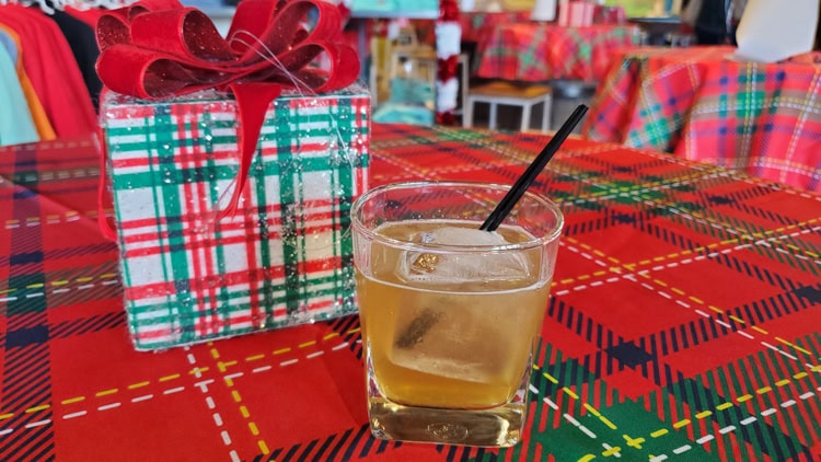 Getting the festivities started right with a merry cocktail at Southerside Brewing Co.