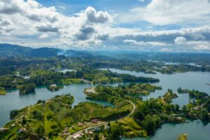 Guatapé, Antioquia, Colombia. Photo by Mike Swigunski, Unsplash