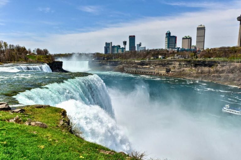 A view of Niagara Falls on the New York side