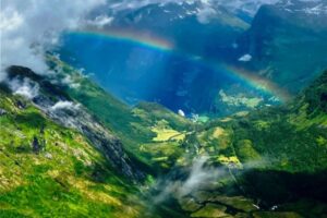 Rainbow at Dalsnibba